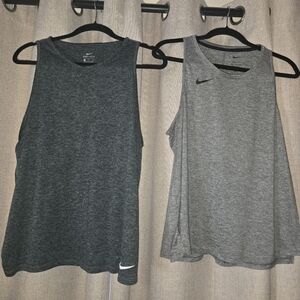 Nike Drifit Set Of 2Tank Tops in Grays
